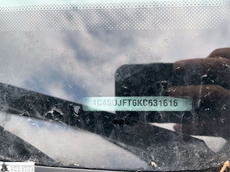 2019-dodge-durango-image-16