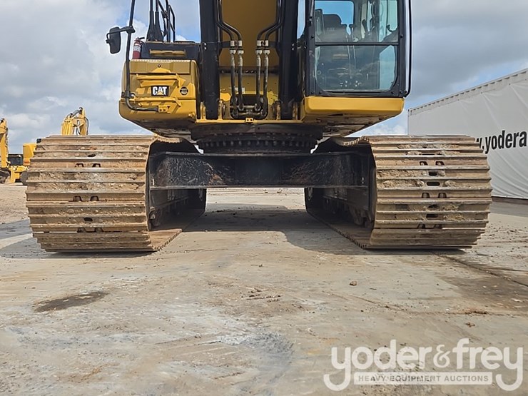 2019-caterpillar-336-image-24