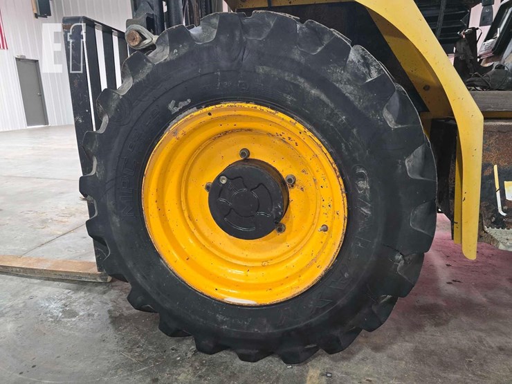 2008-jcb-930-image-21