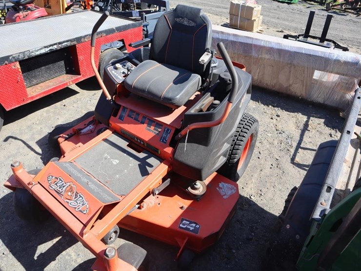 bad-boy-elite-zero-turn-mower-image-4
