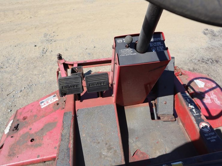 toro-groundsmaster-224-image-17