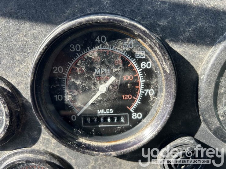 2011-gradall-xl4100-image-18