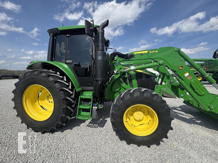 2023-john-deere-6120m-image-6