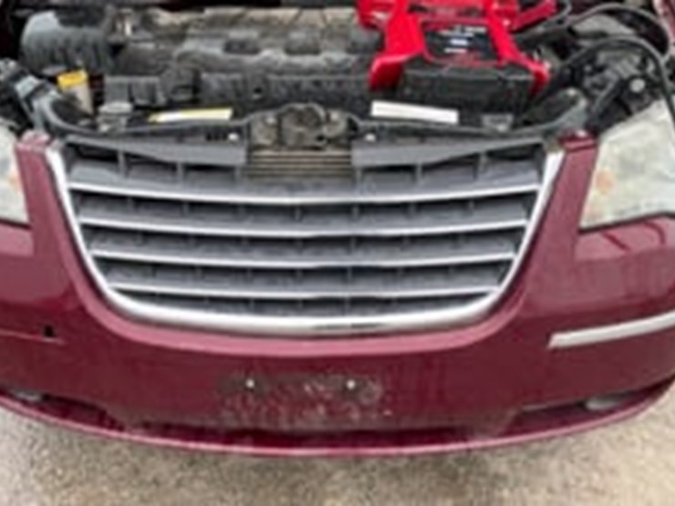 2008-chrysler-town-&-country-image-9