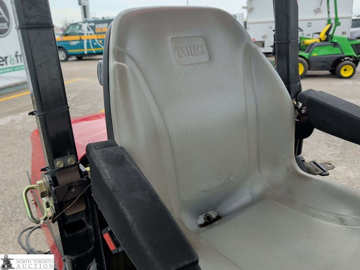 2015-toro-groundsmaster3280d-image-12