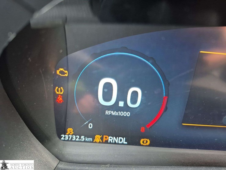 2025-ford-explorer-image-14