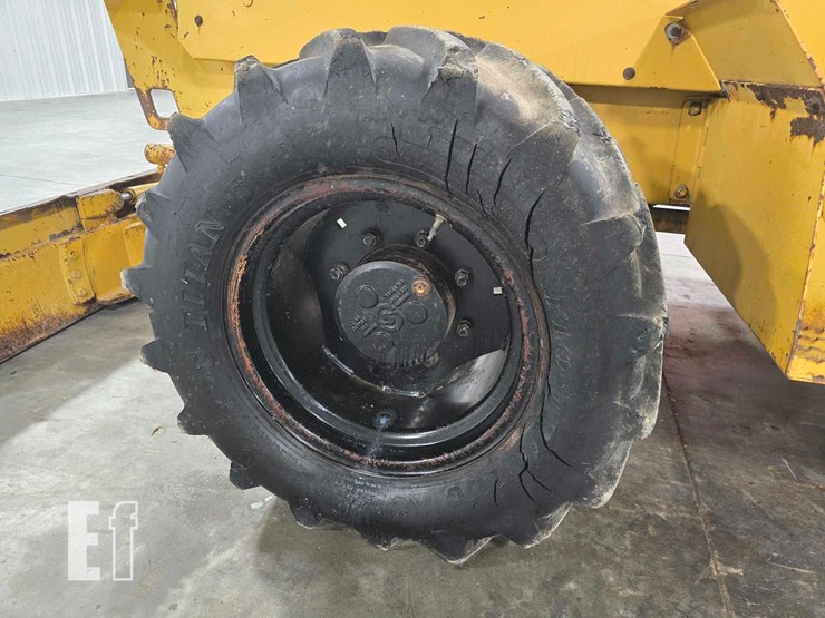 2007-vermeer-v8550-image-30