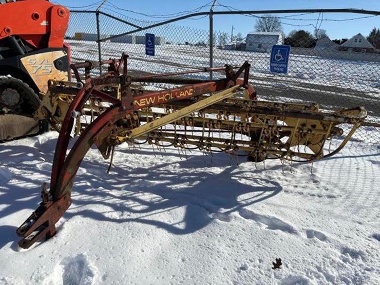 new-holland-256-image-1