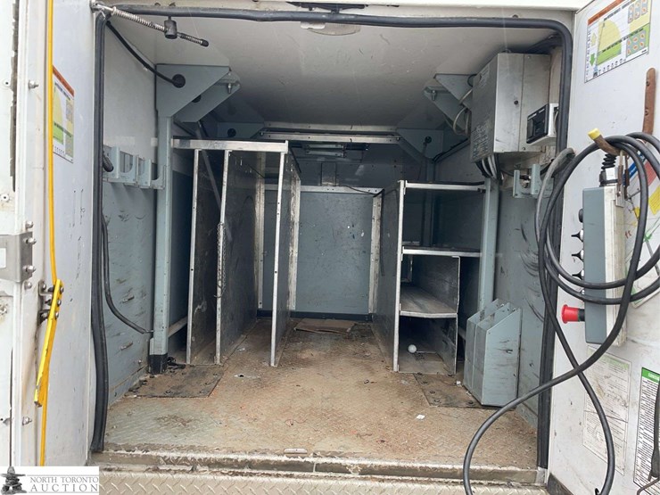 2013-ford-f450-image-21