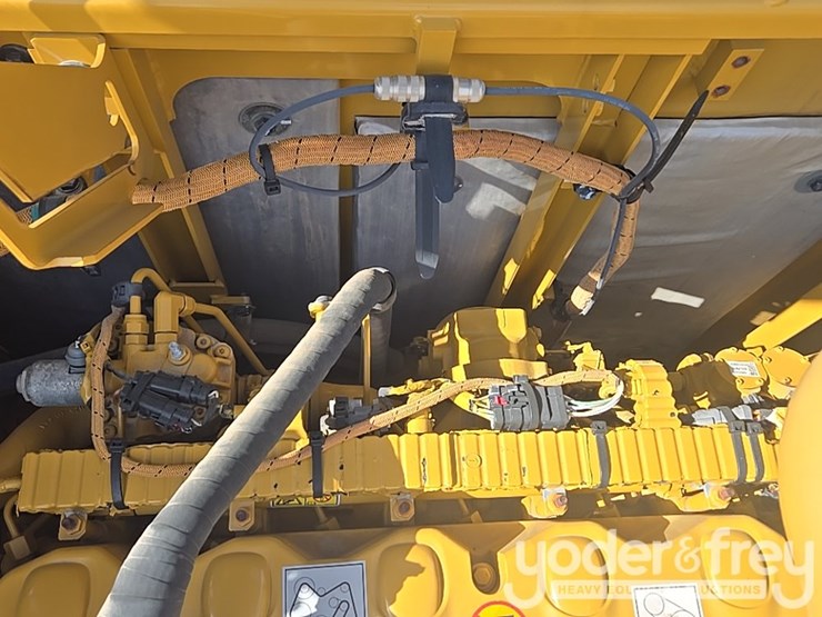 2017-caterpillar-336fl-image-65