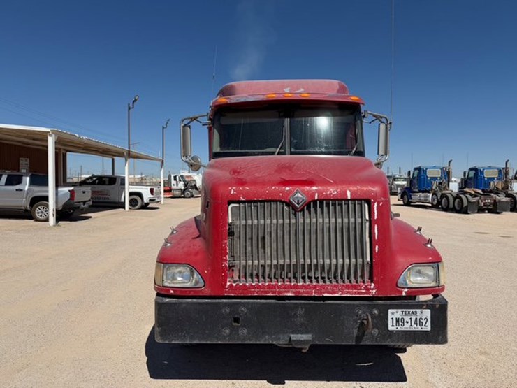 2005-international-9400i-image-2