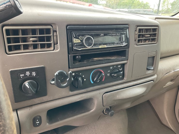 2003-ford-f250-image-18