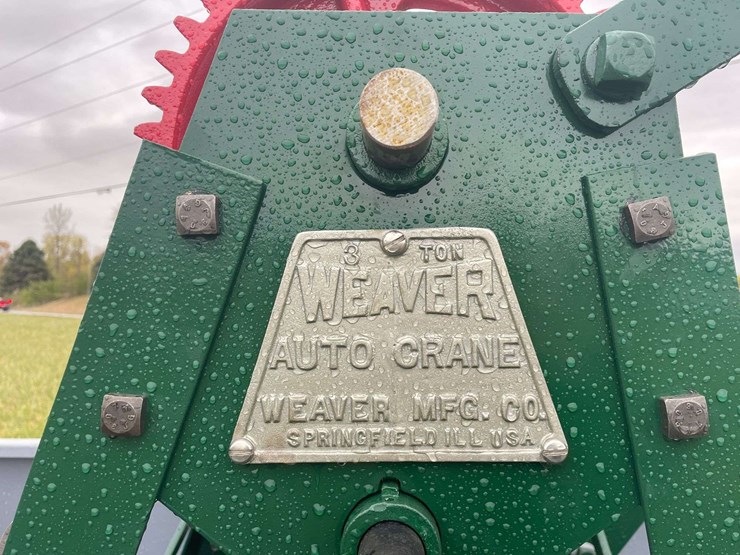 1935-ford-wrecker-image-39