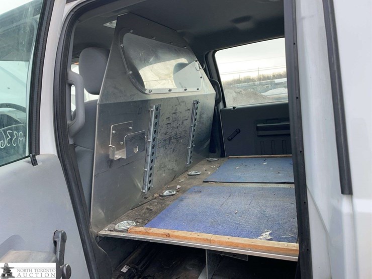 2016-ford-f250-image-15