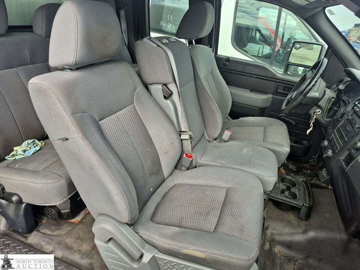 2011-ford-f150-image-33