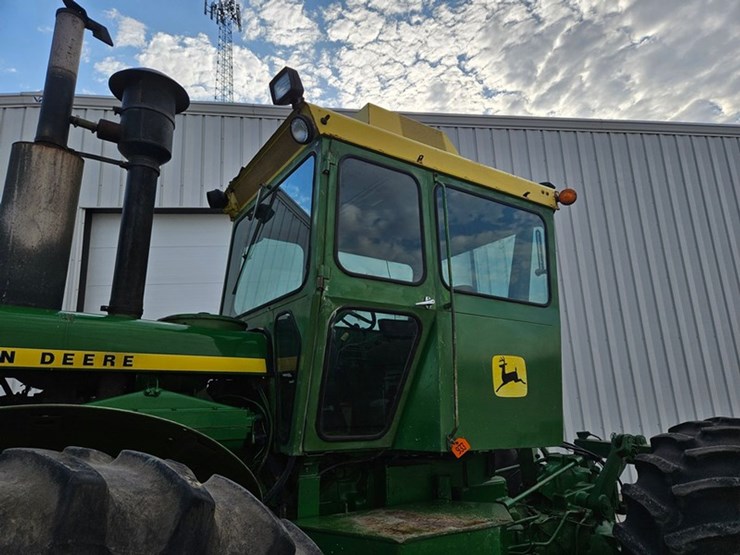 1974-john-deere-7520-image-29