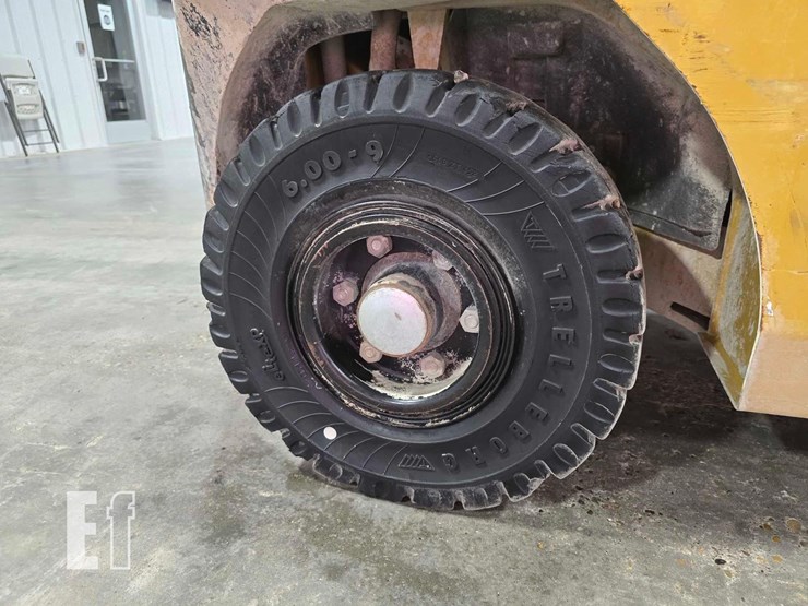 2019-caterpillar-gp25n-image-26