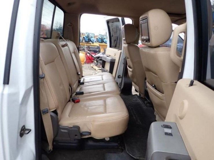 2015-ford-f450-lariat-image-23