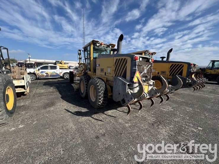 2008-volvo-g940-image-4