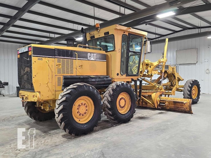 2003-caterpillar-140h-image-3