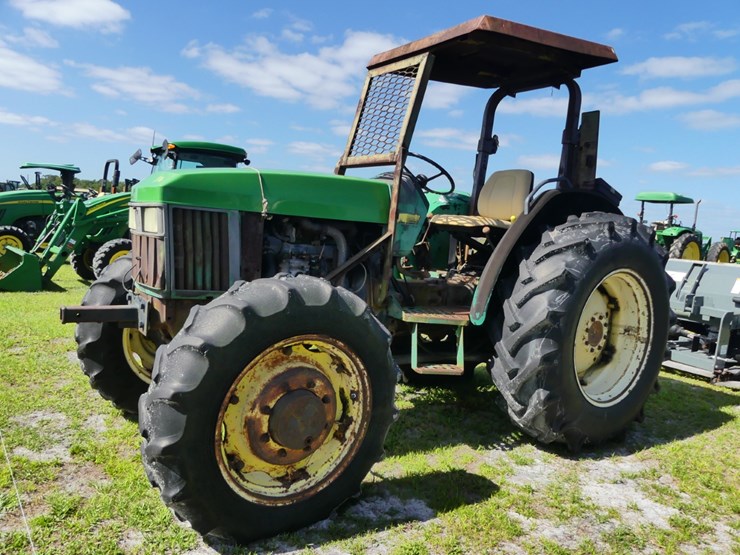 john-deere-5300-image-2