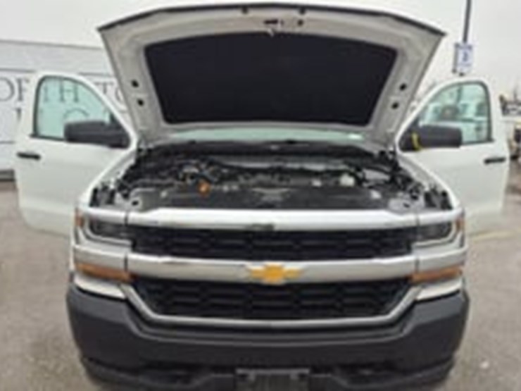 2018-chevrolet-silverado-1500-image-9