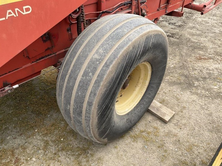 new-holland-515-image-21