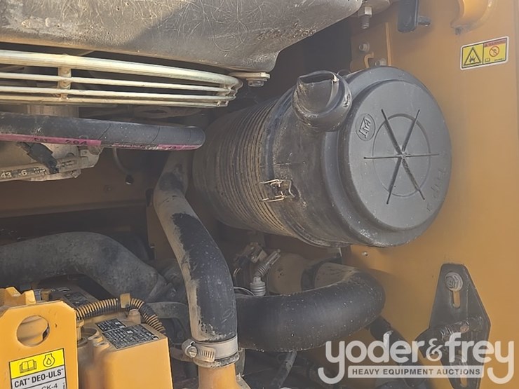 2021-caterpillar-289d3-image-49