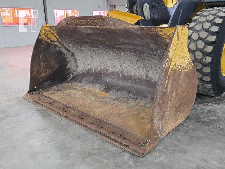 2022-deere-524-p-tier-image-9