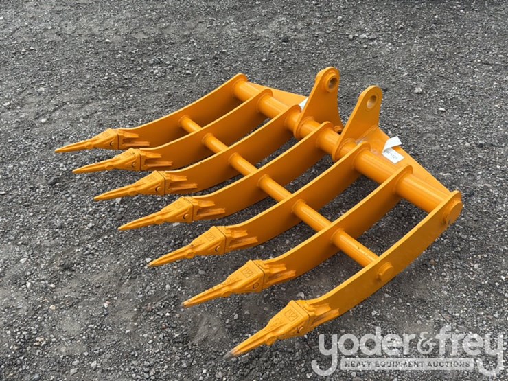 caterpillar-305-image-1