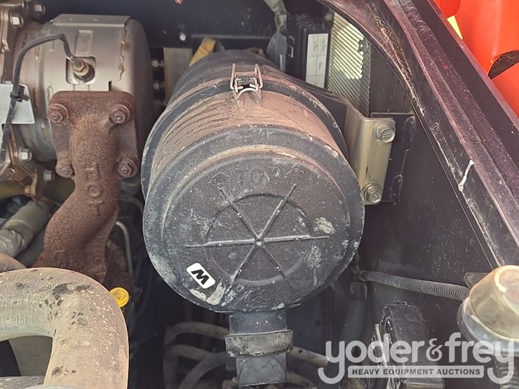 2020-kubota-svl65-2-image-39