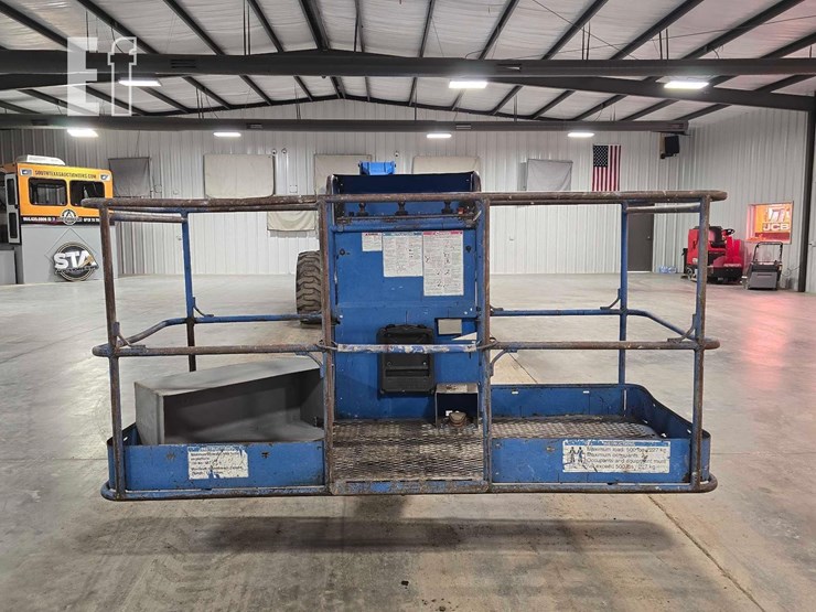 2008-genie-s80-image-7