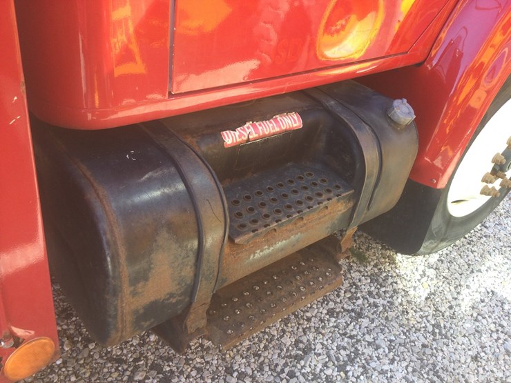 2000-international-4900-image-7