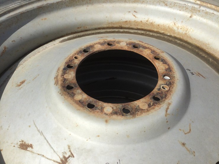 massey-ferguson-8270-image-19