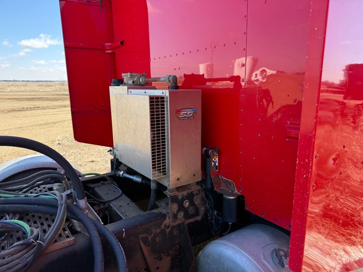 2006-peterbilt-379-image-6