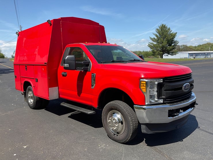 2017-ford-f350-image-5