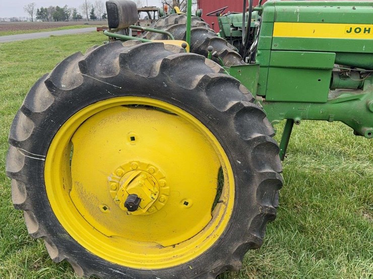 john-deere-420-image-11