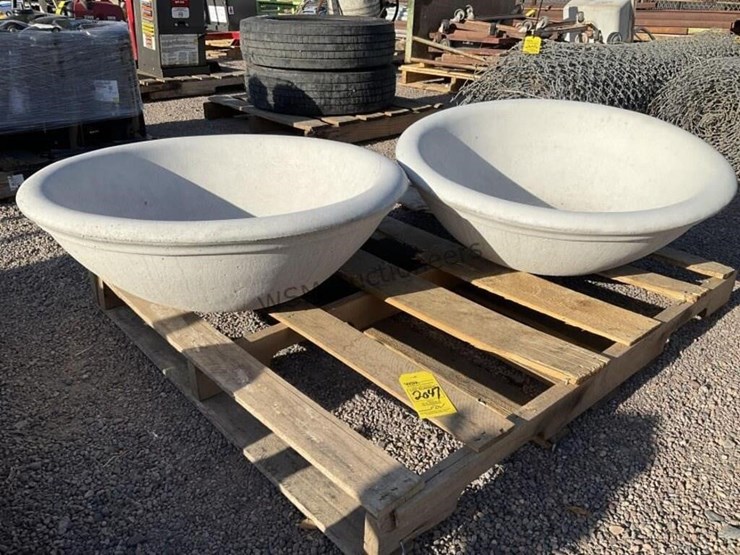 concrete-planter-bowls-image-1