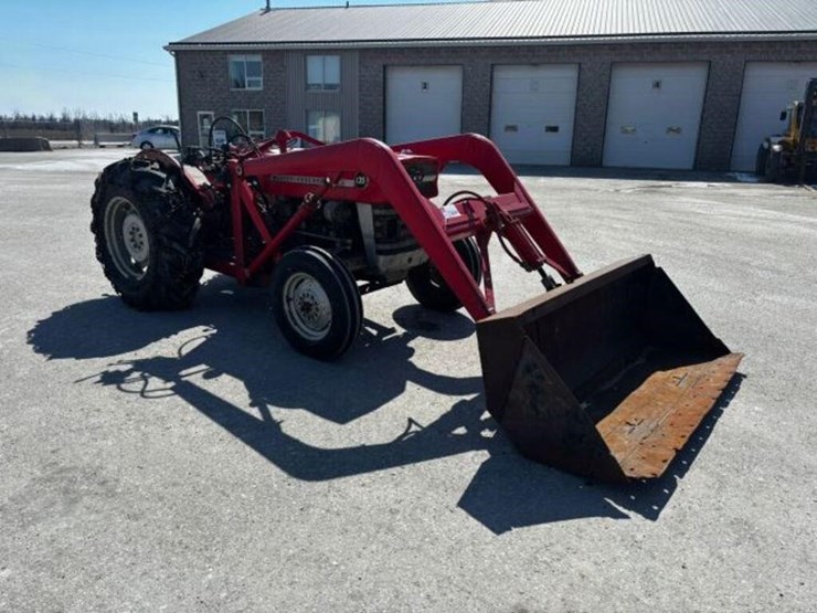 massey-ferguson-135-image-2