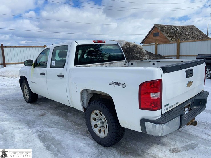 2011-chevrolet-silverado-1500-image-5