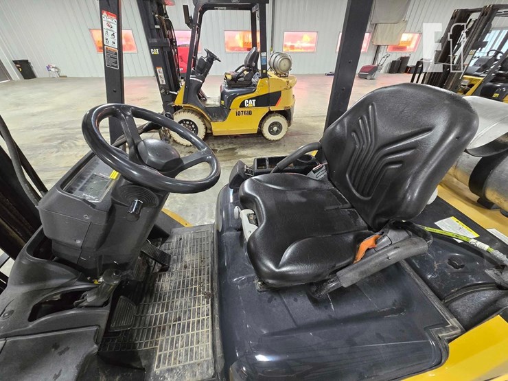 caterpillar-gp25n-image-13