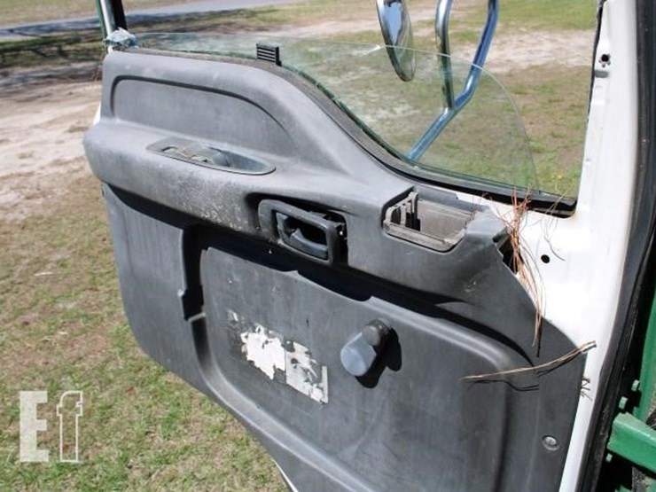 2000-isuzu-ftr-image-16