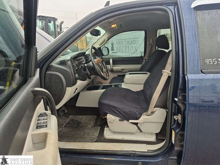 2008-chevrolet-silverado-1500-image-11