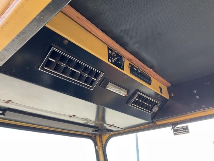 new-holland-1095-image-26