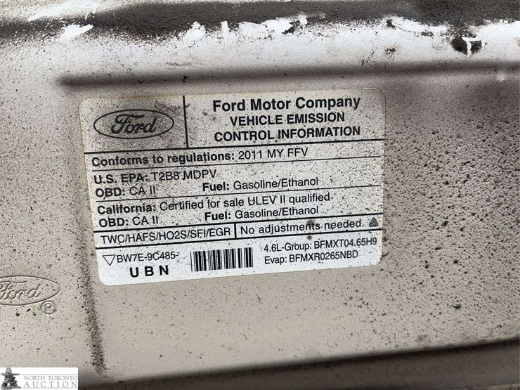 2011-ford-cargo-image-17