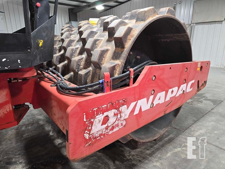 2009-dynapac-ca250pd-image-11