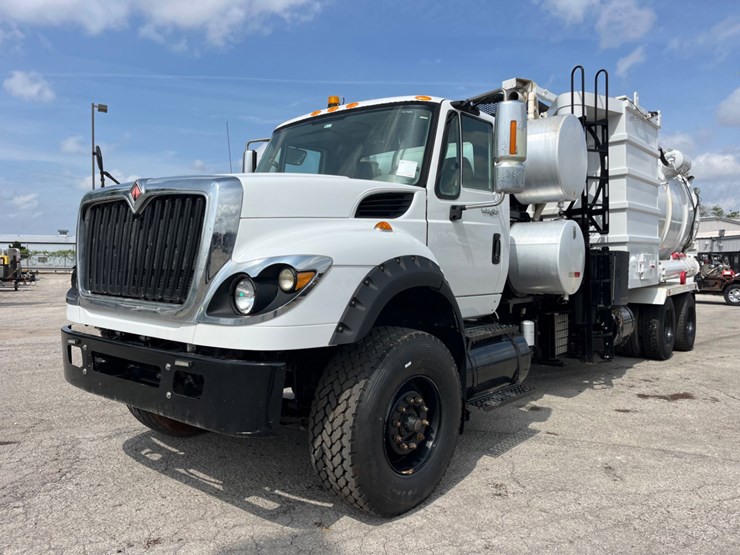 2012-international-workstar-7600-image-1