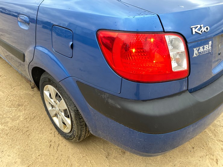 #506-•-2009-kia-rio-lx-(has-wi-title)-image-27