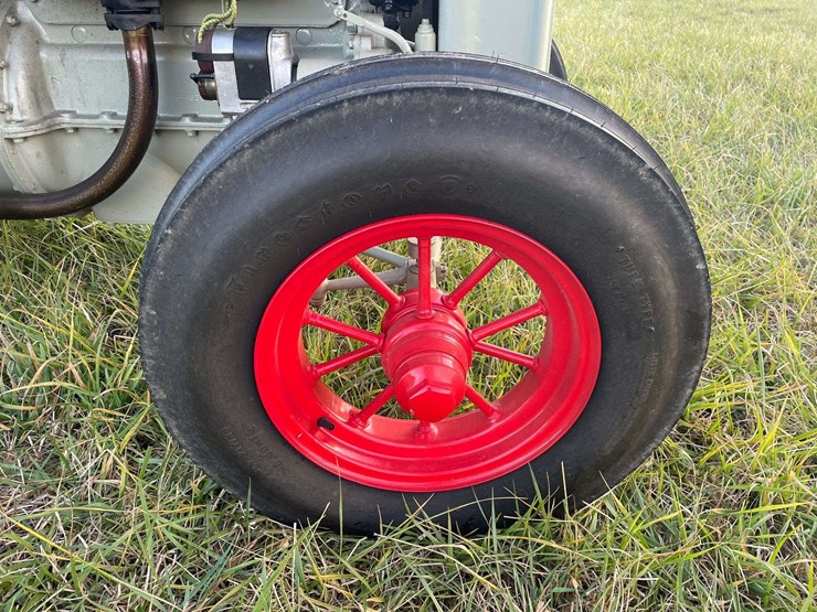 1929-fordson-tractor-image-22