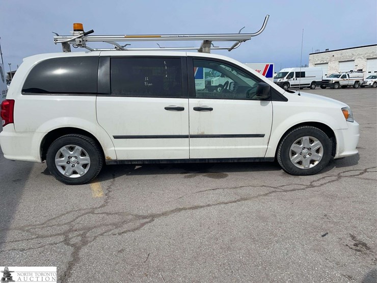 2012-ram-c/v-image-4